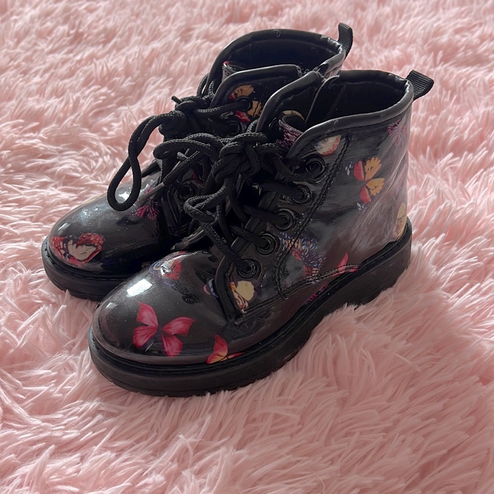 pretty Patton leather Steve Madden boots